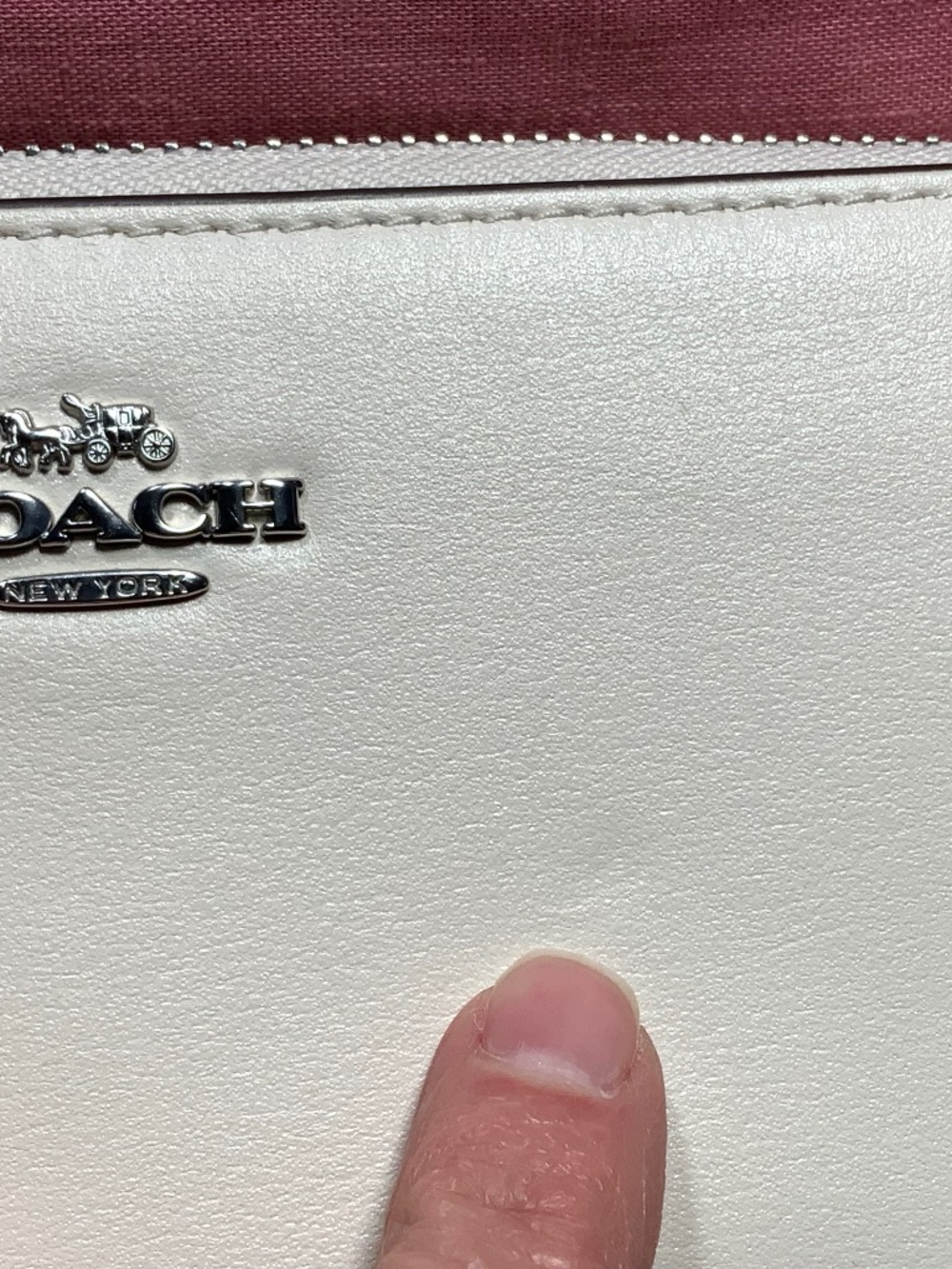 NWOT - Coach Cream Leather Zip around Wallet - Picture 12 of 15